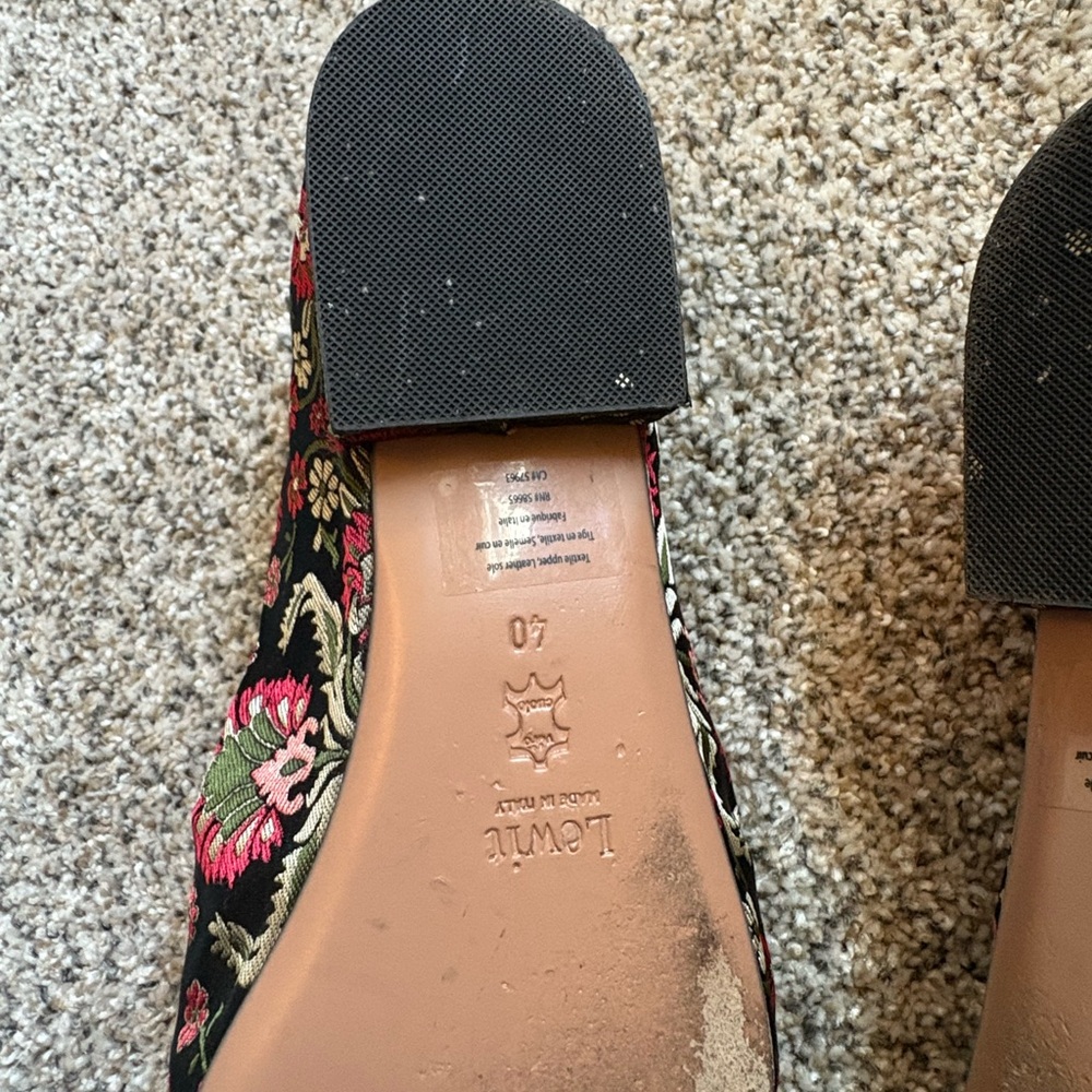 Lewitt Floral Patterned Loafers - Picture 4 of 7
